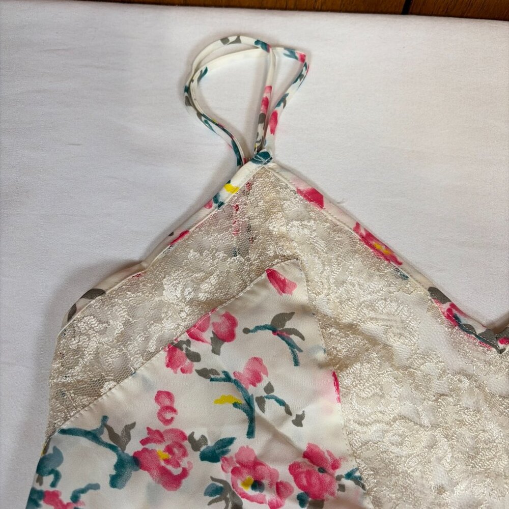 Victoria's Secret Gold Label V-Neck Lace Front Sleepwear Women's M White - Picture 2 of 6